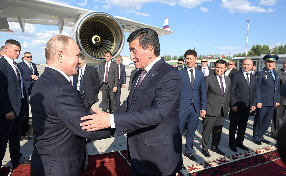 Владимир Путин прибыл в Бишкек на саммит ШОС