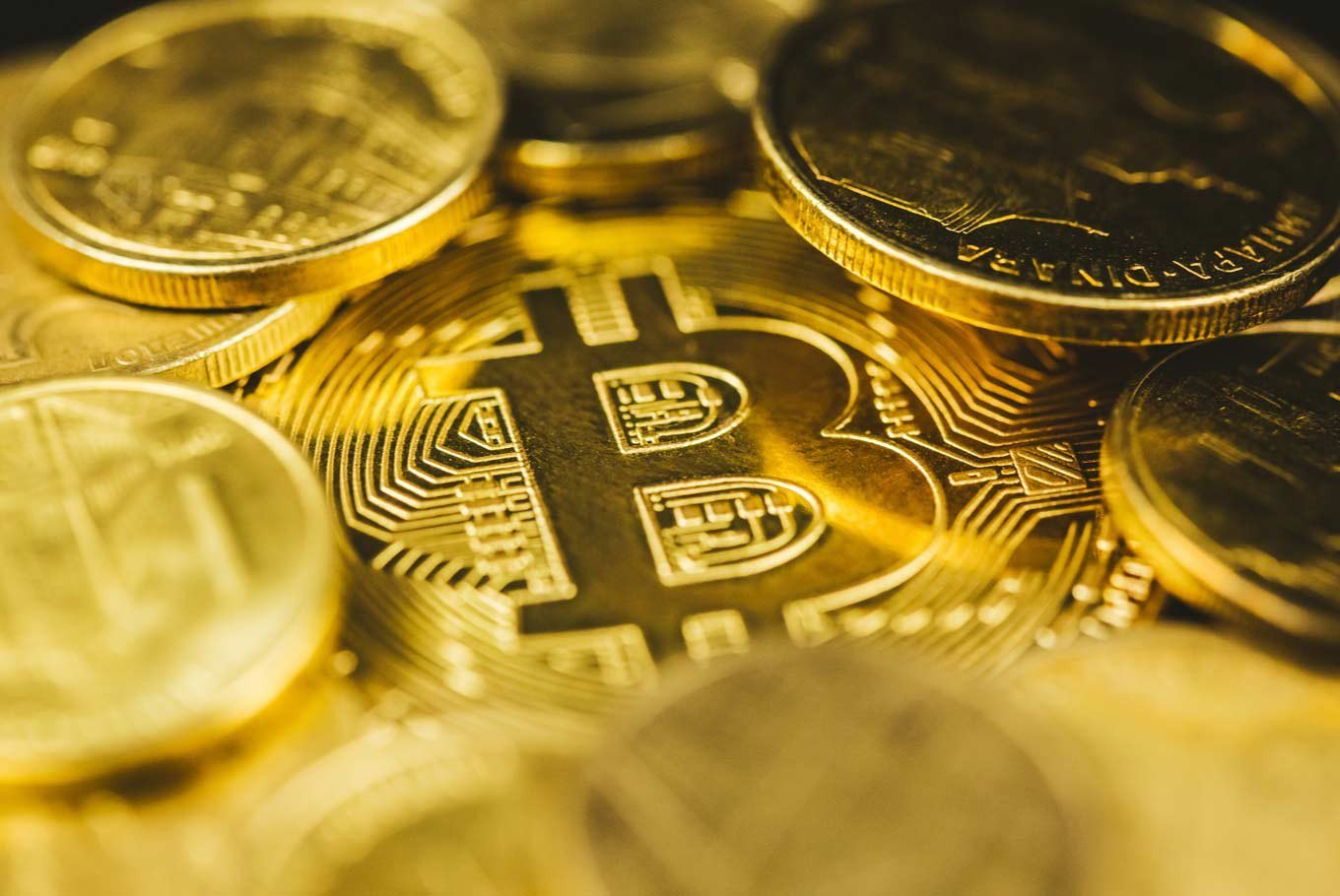 Биткоин