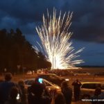 Фото низко разорвавшегося салюта в Минске\ фото - onliner.by