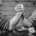 Forbes составил рейтинг самых высоких доходов российских звёзд до 40 лет