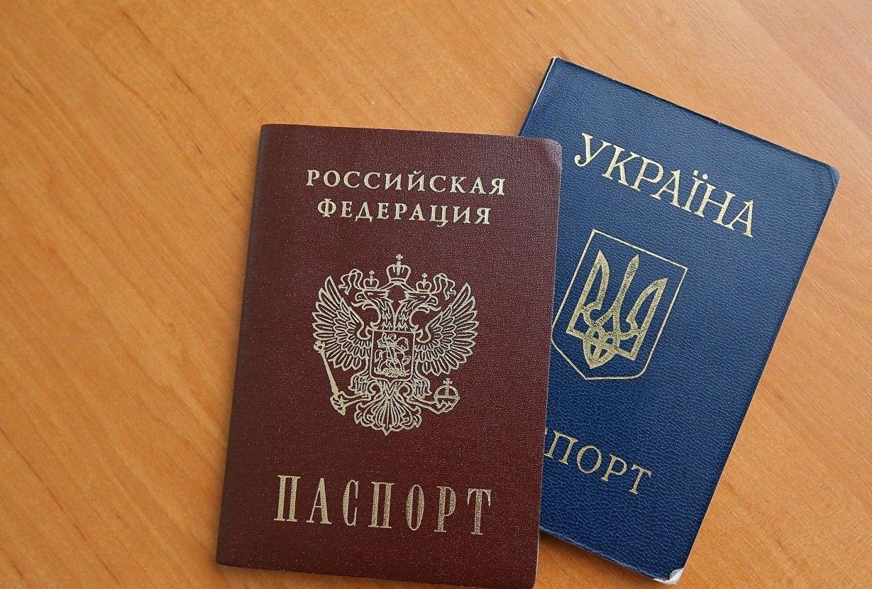 МВД представило президенту доклад об облегчении получения гражданства РФ украинцами
