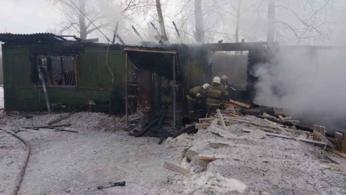 11 граждан Узбекистана погибли при пожаре в общежитии в Томской области