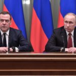 На фоне предложенных Путиным изменений конституции, правительство РФ ушло в отставку