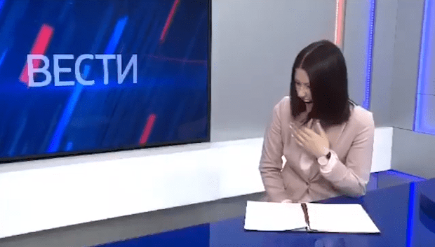 Скандал с ведущей ГТРК "Камчатка", которая гомерически расхохоталась на тексте о льготах