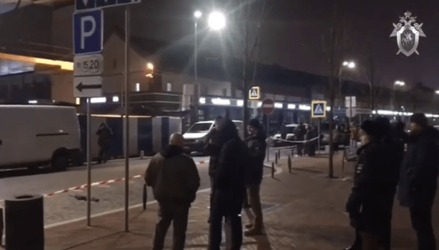 Трагедия в Калининграде: на улице расстреляна семья с ребёнком (видео)