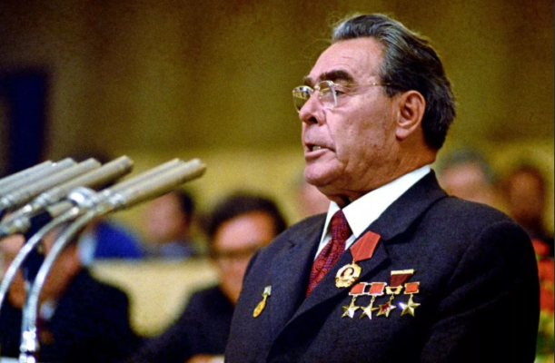 Брежнев