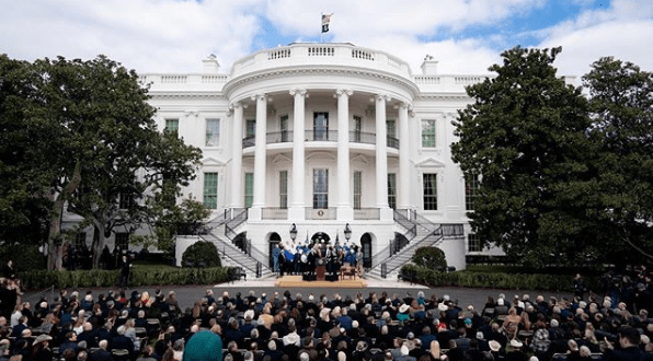 Дональд Трамп обратится к нации