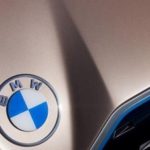 BMW сменила логотип от 1997 года