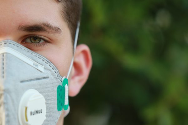 Выяснилось, что COVID-19 очень долго сохраняется на поверхностях