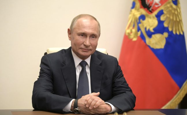 Путин обратился к народу Австрии и поздравил лидеров ЕС и СНГ с 75-летием Победы