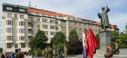 МИД требует от Чехии восстановить памятник Коневу
