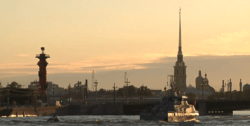 Репетиция главного парада ВМФ прошла в акватории Невы