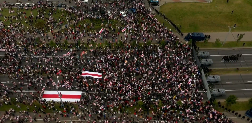 После крупнейшего в истории Беларуси стотысячного митинга, пропала оппозиционерка