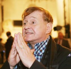 Ушёл из жизни Роман Виктюк