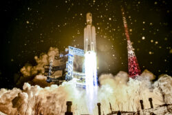 Эпичные кадры испытательного пуска ракеты-носителя "Ангара-А5"