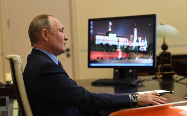 Большая ежегодная пресс-конференция Владимира Путина: Онлайн-трансляция Tochka Zрения