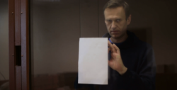Навального можно снова судить за оскорбления и клевету, но уже в ходе процесса по делу о клевете в адрес ветерана