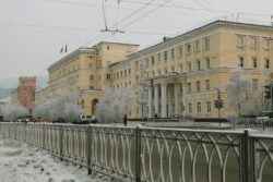 здание правительства Мурманской области - фото пресс-служба
