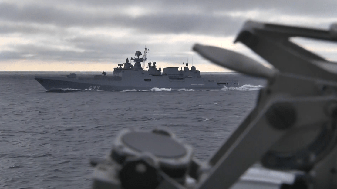 Военный корабль РФ, скриншот