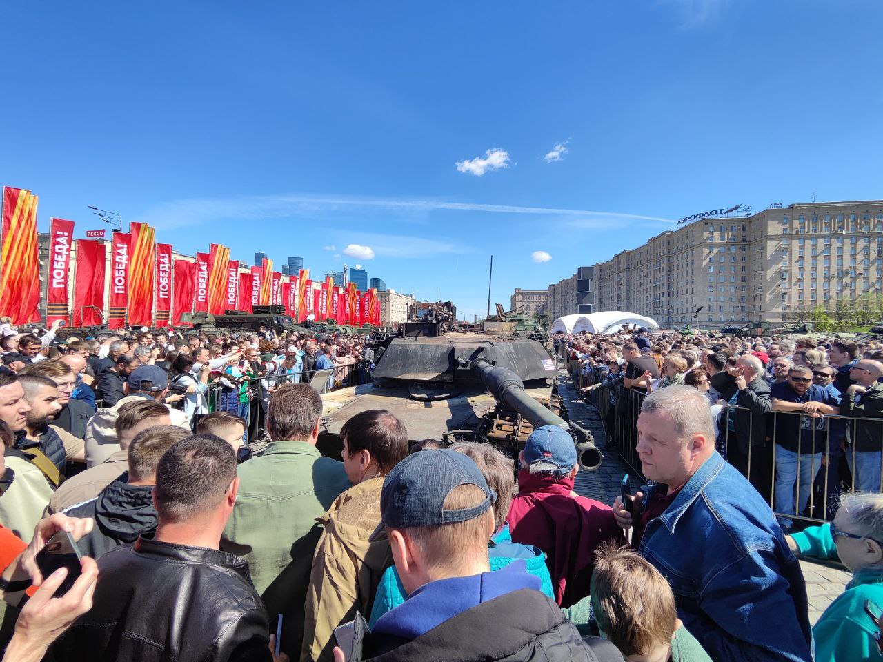 M1 Abrams на выставке трофейной техники в Москве, фото Tochka Zрения